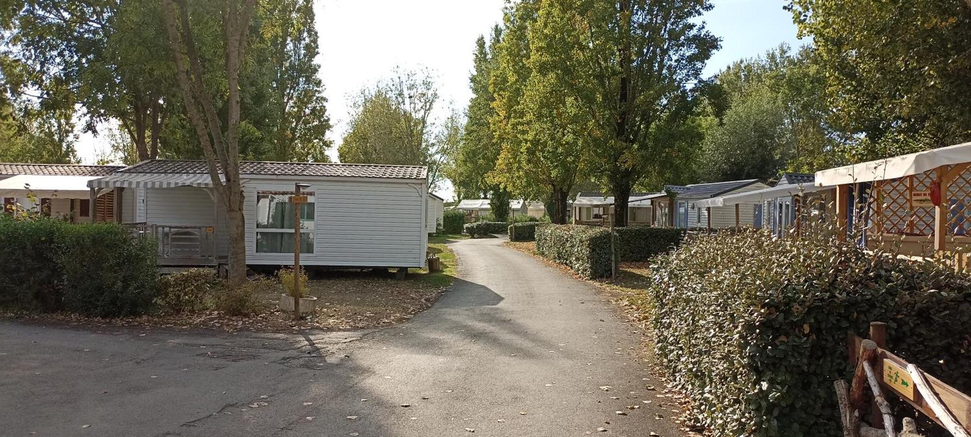 Mobilhome L'Oasis Camping Le Clos Cottet Angles  Ngoại thất bức ảnh
