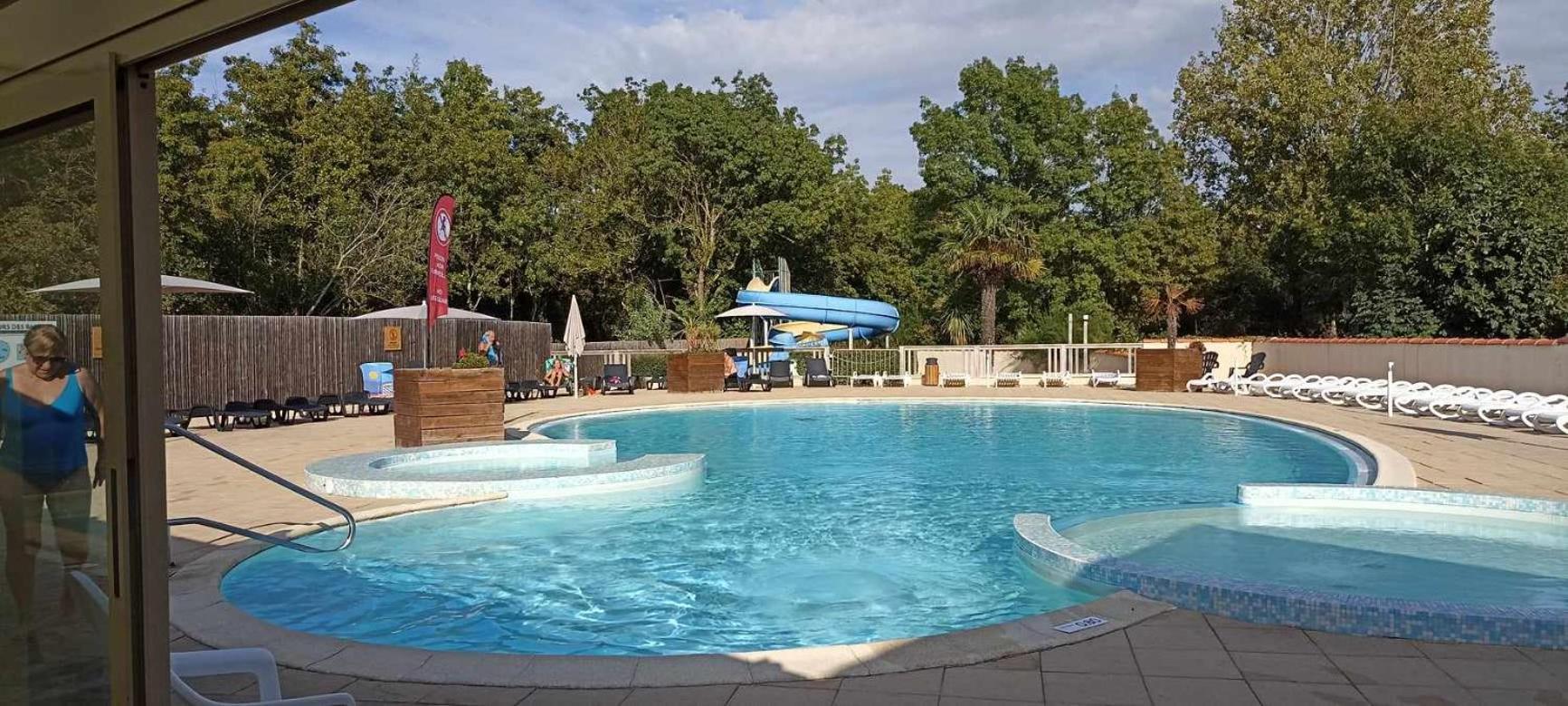 Mobilhome L'Oasis Camping Le Clos Cottet Angles  Ngoại thất bức ảnh